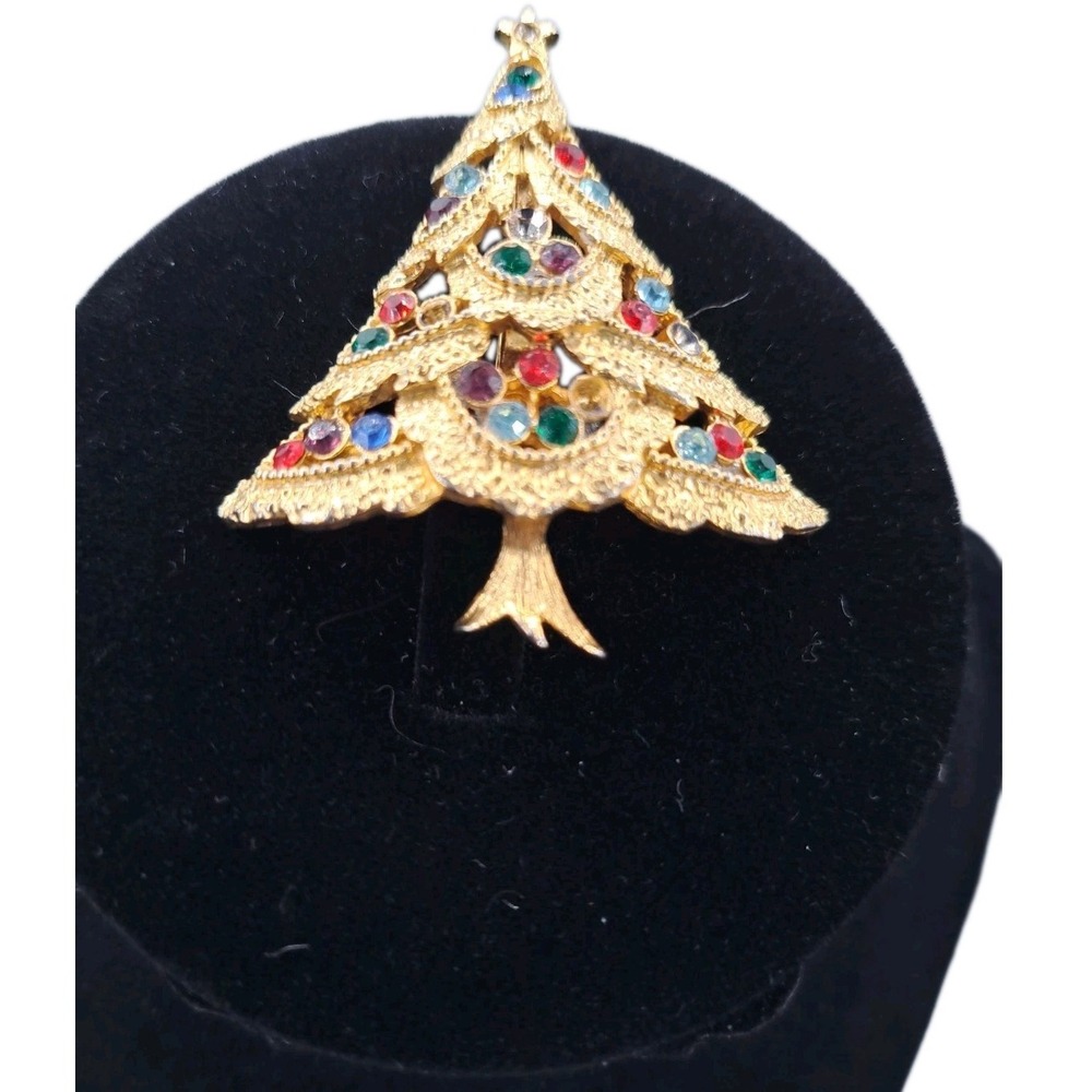 JJonette Christmas Tree Brooch Pin JJ Goldtone Multicolor Stones 1980s VTG